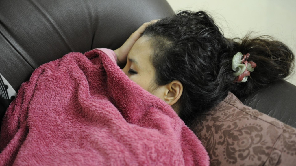 De ce ne trezim in miezul noptii Cauze misterioase