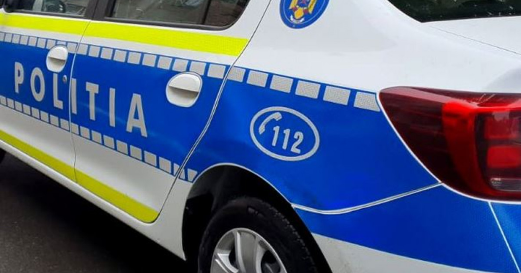 Doi tineri din Iasi s au dat drept politisti si au jefuit un barbat