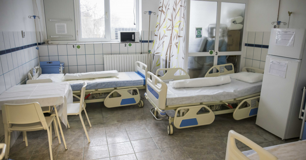 Infirmier condamnat la 18 ani pentru violarea pacientelor