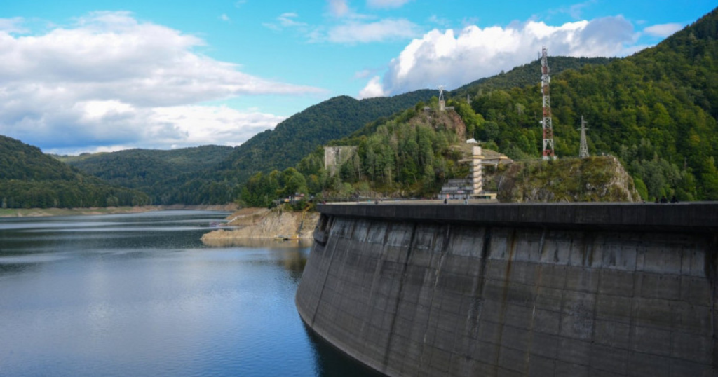 Ministrii Mediului si Energiei sesizeaza DIICOT despre stiri false privind demolarea barajelor