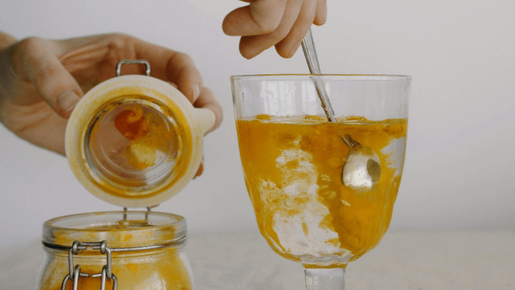 Bautura simpla ce imbunatateste digestia cu un singur ingredient