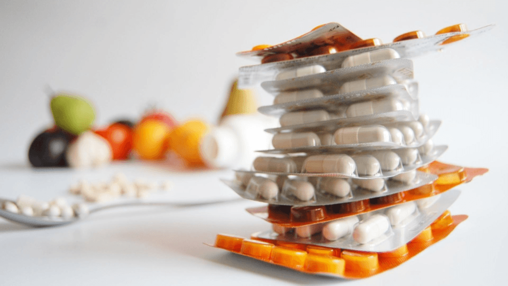 Ce medicamente iau romanii fara reteta Piata depaseste 1 miliard de lei