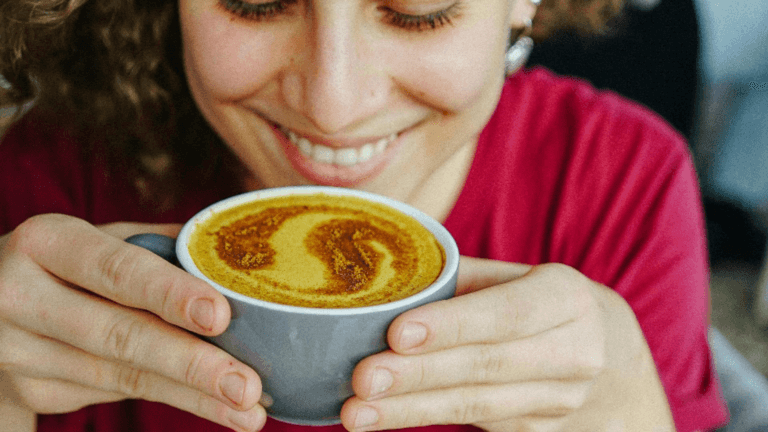 Condimentul ce ajută ficatul, recomandat în cafea. Condimentul ce ajuta ficatul recomandat in cafea