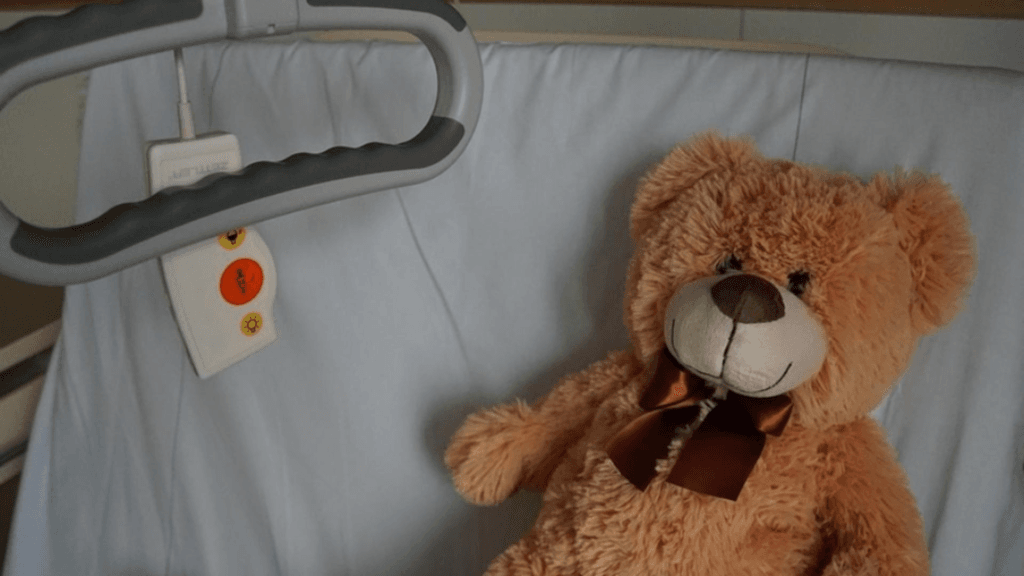 Copil salvat de medici dupa infectie grava cu tetanos