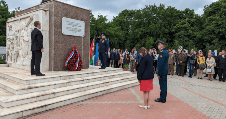 Diplomati rusi expulzati ajutau romani acuzati de tradare