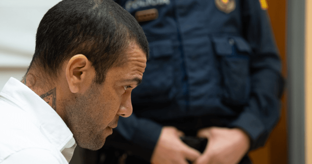 Justitia spaniola anuleaza condamnarea lui Dani Alves pentru viol