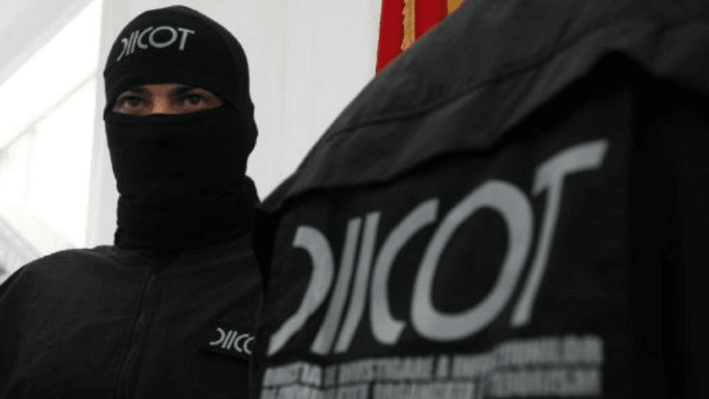 Medic rezident si asistent medical retinuti pentru trafic de droguri