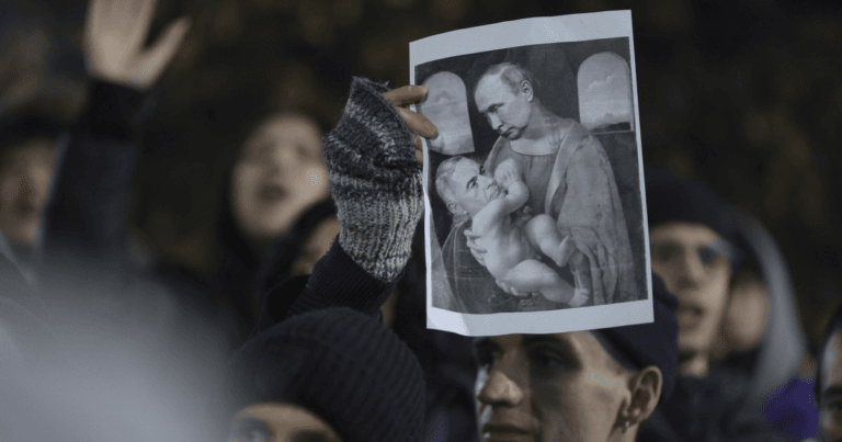 Implicarea Rusiei în alegerile anulate din România: Șoșoacă, prima opțiune a Kremlinului; Călin Georgescu, rezervă Implicarea Rusiei in alegerile anulate din Romania Sosoaca prima optiune a Kremlinului Calin Georgescu rezerva