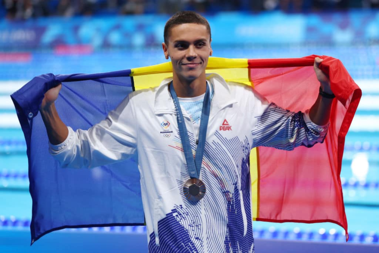 David Popovici, campion mondial la 200 m liber! David Popovici campion mondial la 200 m liber