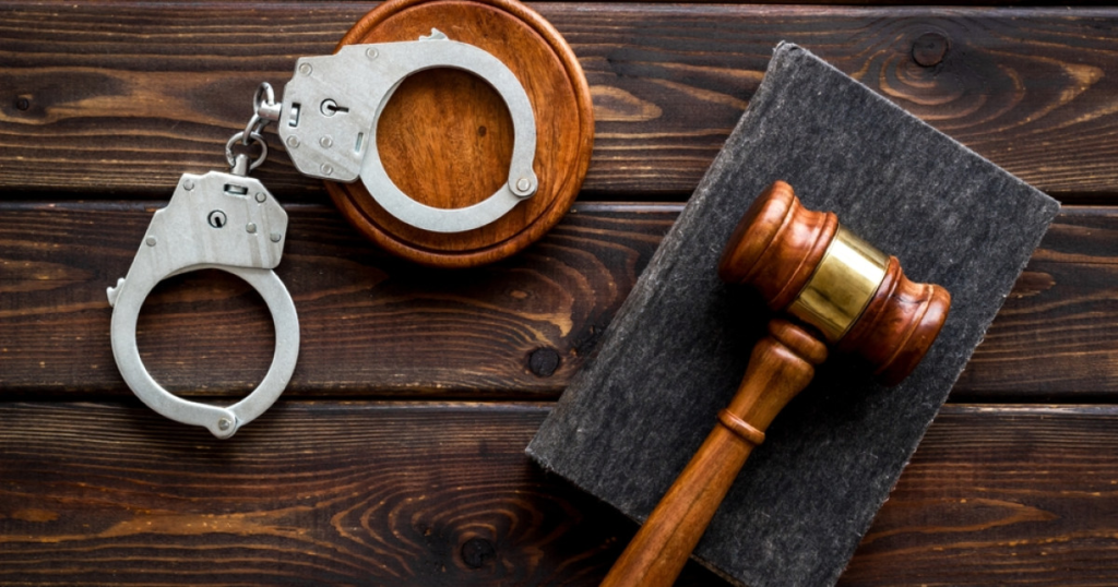 Procuror trimis in justitie pentru acuzatii grave