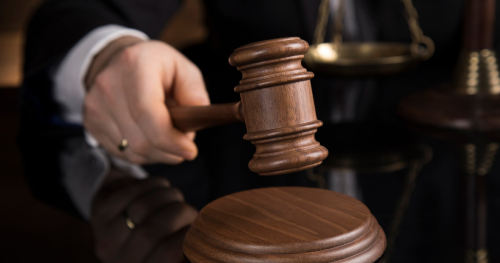 Fugarii celebri ar putea ajunge in inchisorile din Romania