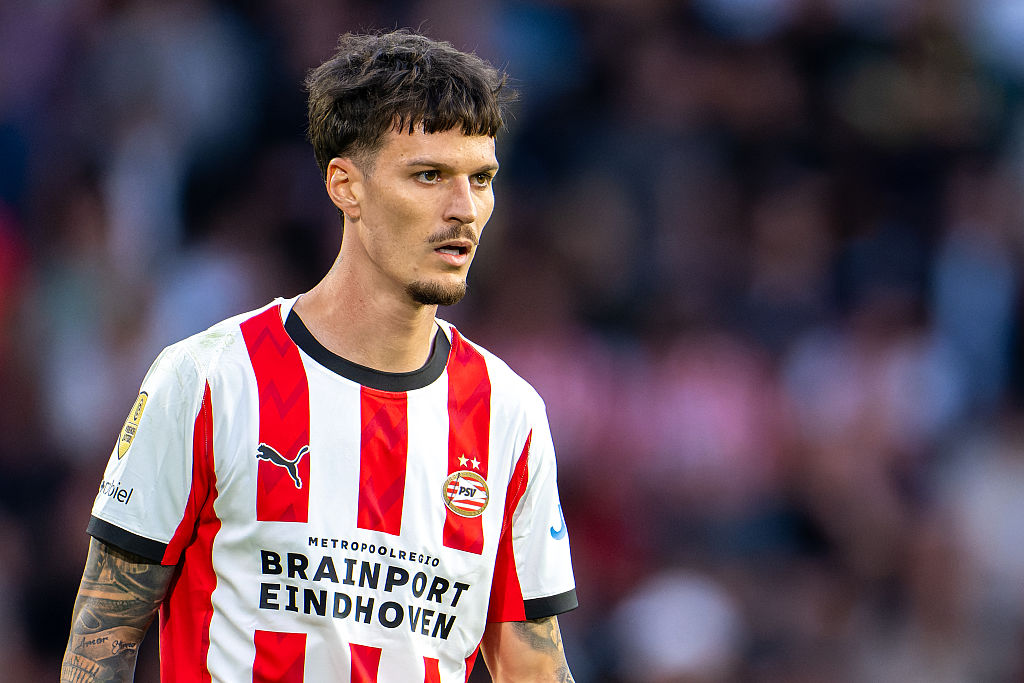 Lovitura pentru Dennis Man PSV a castigat fara el
