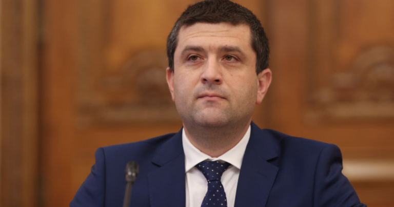 Ministrul Economiei despre secretarul reținut de DNA Ministrul Economiei despre secretarul retinut de DNA