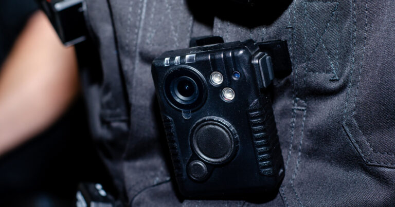 Senatul a facut primul pas pentru reglementarea bodycam urilor folosite de politie