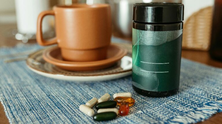 Medicamentele care interactioneaza cu cafeaua si reactiile lor