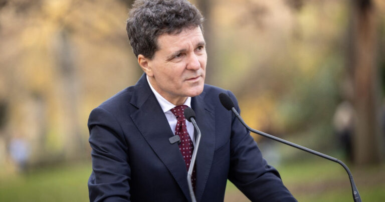 Nicusor Dan Metodele de intimidare a magistratilor sunt subtile