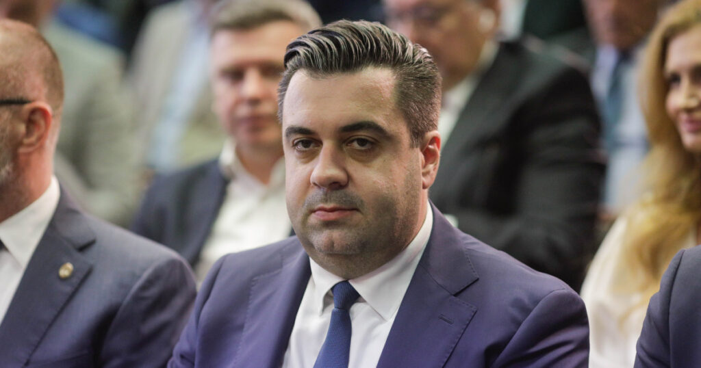 Razvan Cuc fost ministru suspectat de mita de un milion