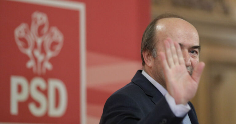 Tudorel Toader nu isi asuma responsabilitatea pentru minister
