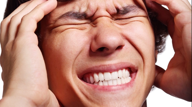 Simptomele unui atac de cord și prevenția acestuia Simptomele unui atac de cord si preventia acestuia