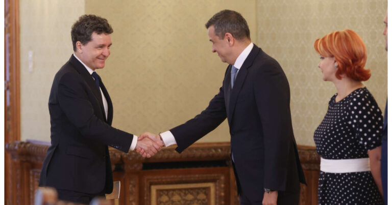 Sorin Grindeanu afirma ca Nicusor Dan nu poate organiza un referendum pe tema justitiei Probal c a vrea sa verifice opinia magistratilor