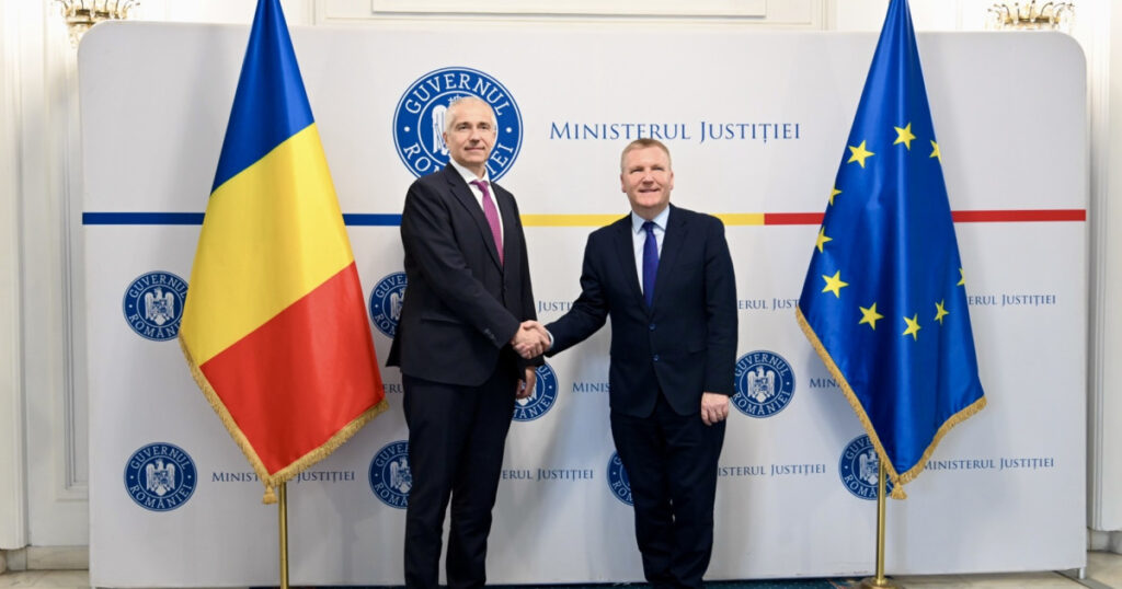 Ministrul Justitiei a avut o discutie cu comisarul european pentru Justitie privind combaterea coruptiei si statul de drept