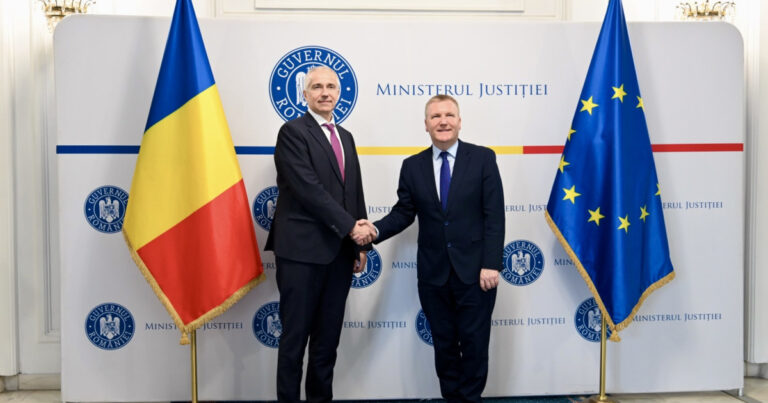 Ministrul Justitiei a avut o discutie cu comisarul european pentru Justitie privind combaterea coruptiei si statul de drept
