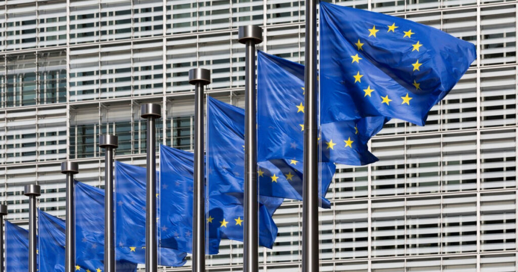 reactia comisiei europene dupa ce curtea constitutionala a prorogat din nou decizia referitoare la pensiile magistratilor