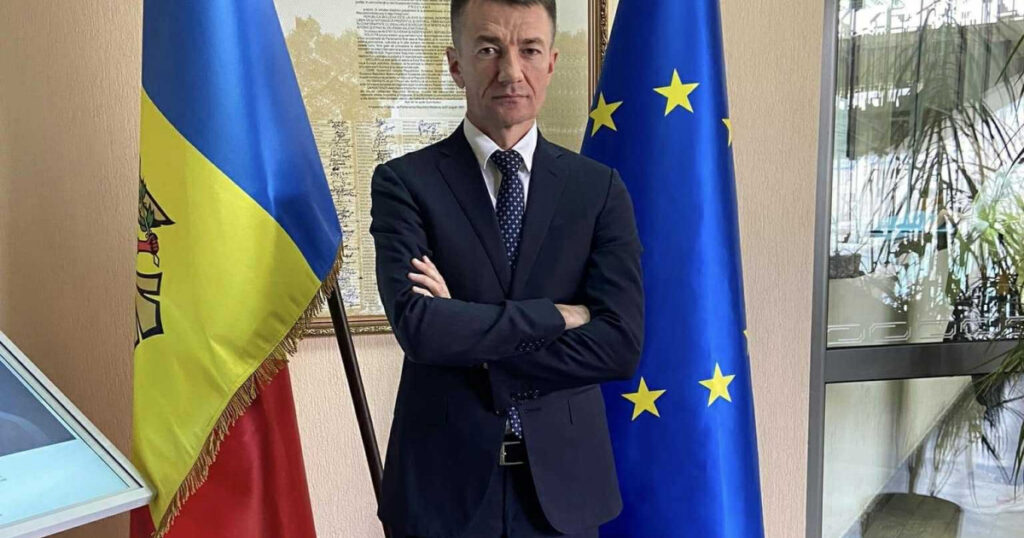 Alexandru Bălan, fostul număr doi din Serviciul de Informații al Republicii Moldova, trimis în judecată de DIICOT... 1 Alexandru Balan fostul numar doi din Serviciul de Informatii al Republicii Moldova trimis in judecata de DIICOT