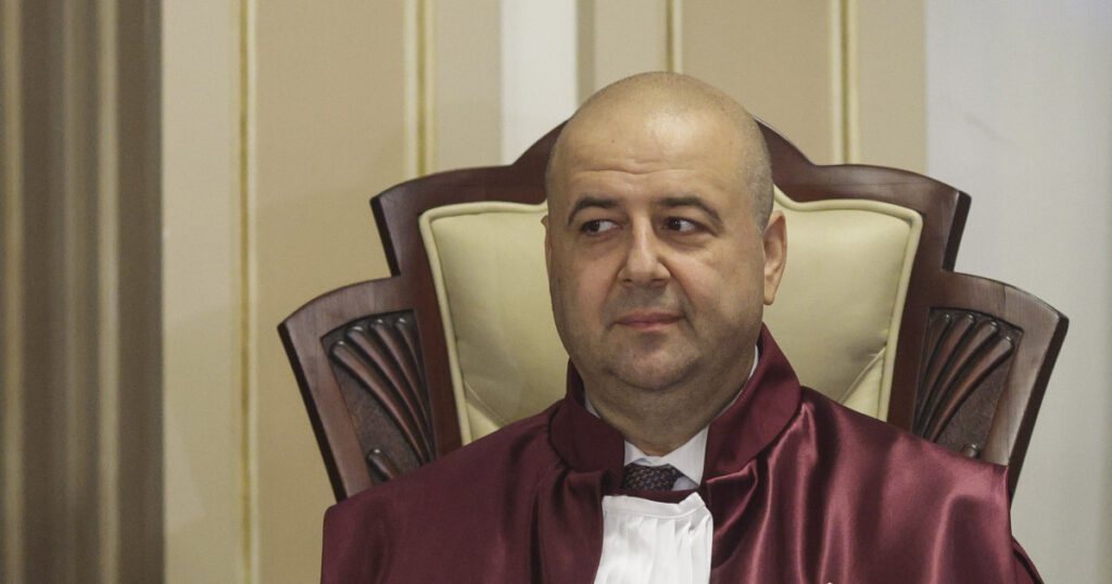 Curtea de Apel respinge cererea de anulare a numirii in functie a judecatorului CCR Mihai Busuioc formulata