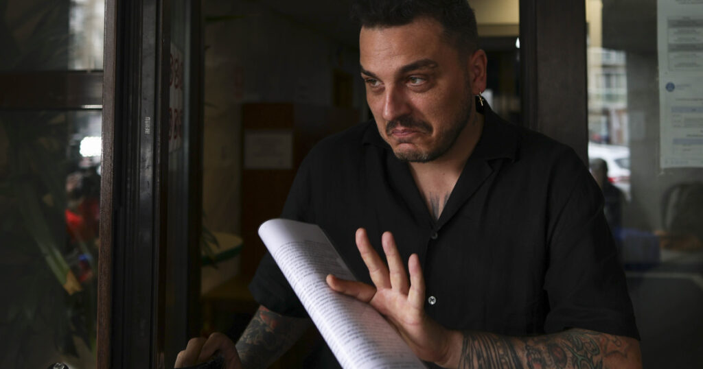 Influencerul Makaveli plasat sub control judiciar pentru 60 de zile dupa ce a acceptat acuzatiile de evaziune