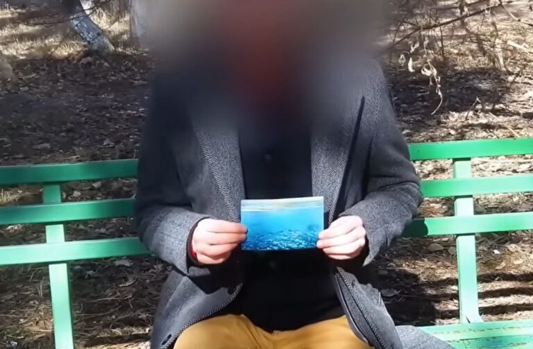 Un calator in timp care detine o fotografie din anul 5000 afirma ca viitorul omenirii este intunecat Povestea va va lasa fara cuvinte