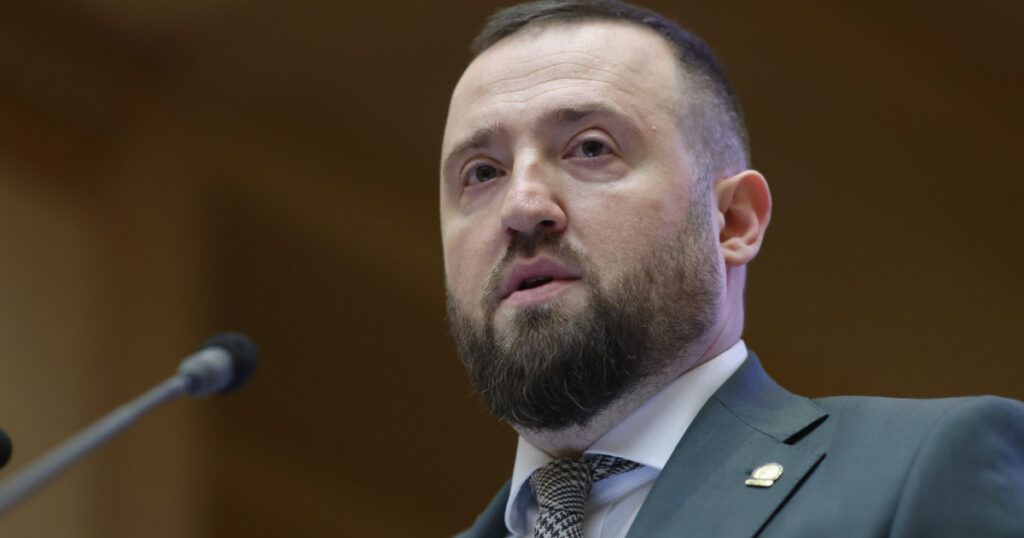CSM il sustine pe Marius Voineag dupa insultele primite din partea lui Cristian Ghinea Depaseste cu mult
