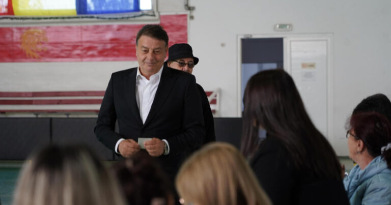 Presedintele CJ Constanta Florin Mitroi audiat ca martor de procurori dupa perchezitiile efectuate la sediul