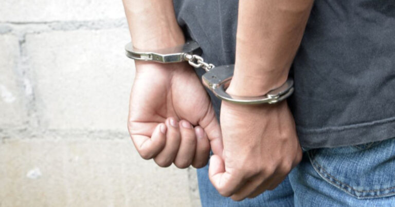 Cinci suspecti din cazul infractiunilor violente comise de o grupare din Braila au fost arestati