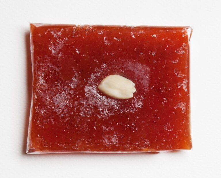 Cum se prepara Kidonopasto dulceata greceasca din gutui cu un nume greu de pronuntat folosind doar cateva ingrediente