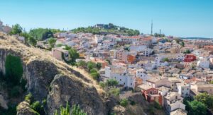 Satul pitoresc din Spania care isi cauta noi locuitori O vila cu trei dormitoare costa doar 18000 de euro
