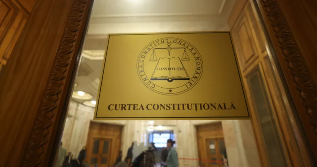 CCR decide astăzi cazul sesizării lui Ilie Bolojan privind restanțele salariale