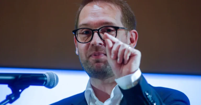 Comisia de la Veneția, sesizată privind legalitatea amendamentului lui Fritz