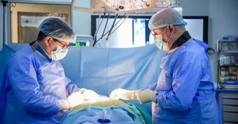 Dureri de spate persistente? Cum se tratează hernia de disc