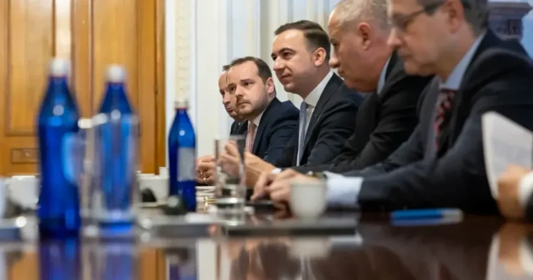 Rogobete, discuții cu S&P: „Sănătatea trebuie să fie parte din dezvoltarea economică”