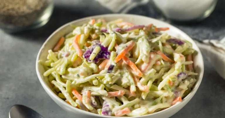 Trucul pentru Coleslaw fără apă înainte de dressing