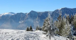 Val de aer polar în România: temperaturi în scădere cu 12 grade și primele ninsori