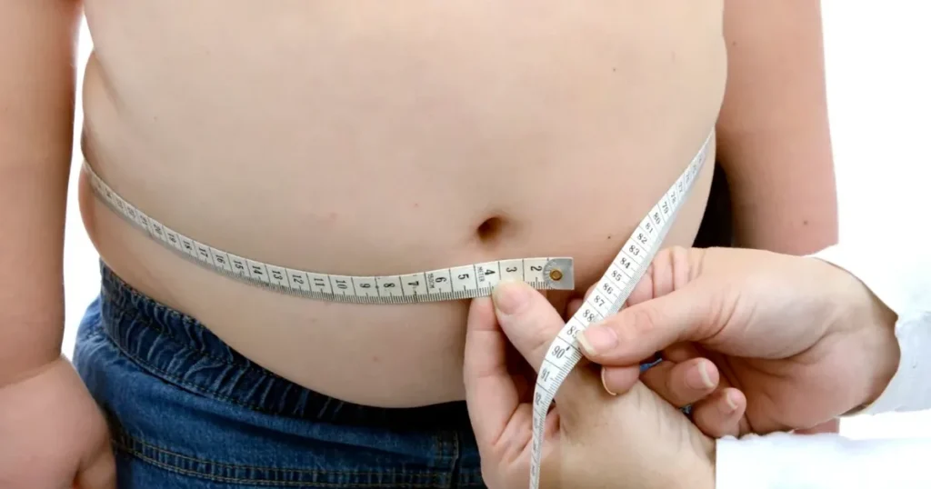 OMS recomandă schimbarea stilului de viață în locul medicamentelor pentru copiii obezi