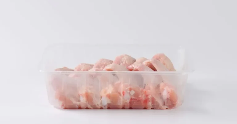 Salmonella în carnea de pasăre din Buzău: 21 de alerte în opt luni