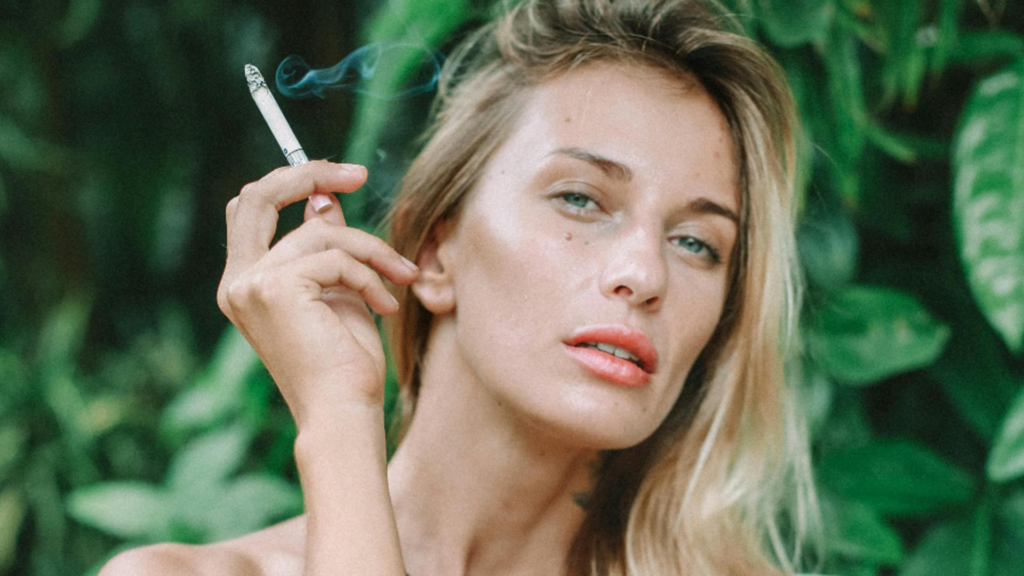 Alimentul simplu care te ajuta sa renunti la fumat