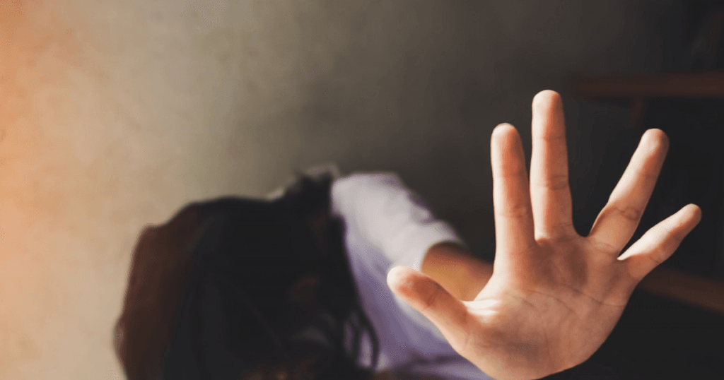 Politista din Bihor acuzata ca a ajutat un pedofil brazilian