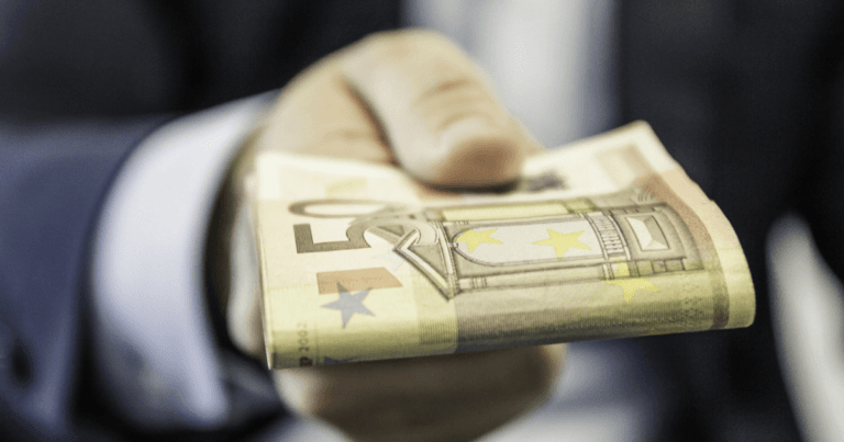 Primar din Timis judecat pentru frauda de 14 milioane euro