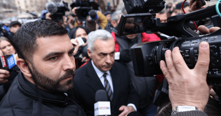 Procurori: Șeful bodyguarzilor lui Georgescu a aranjat candidatului prorus o întâlnire cu ambasadorul saudit, pe 21 ianuarie Procurori Seful bodyguarzilor lui Georgescu a aranjat candidatului prorus o intalnire cu ambasadorul saudit pe 21 ianuarie