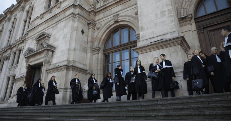 Camera Deputatilor Magistratii se vor pensiona la 65 de ani din 2026