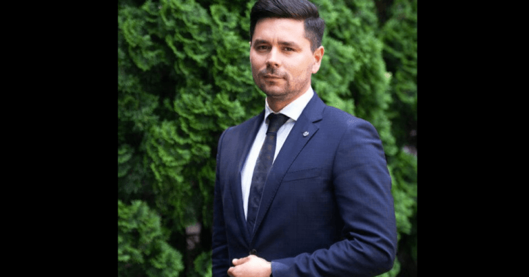 Secretarul general al ANI: „97% din ţările OCDE au declaraţii de avere publice. Decizia CCR este un pas înapoi” Secretarul general al ANI 97 din tarile OCDE au declaratii de avere publice Decizia CCR este un pas inapoi